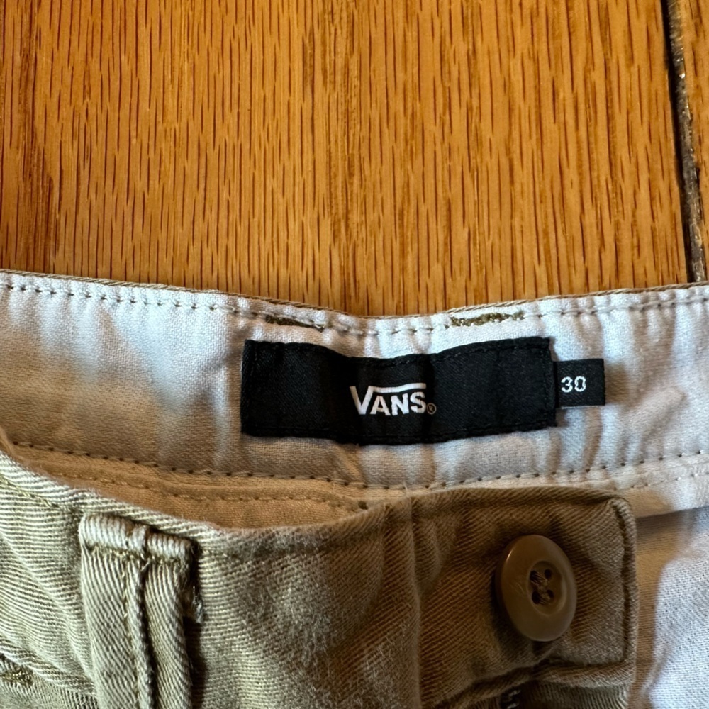 Men’s Short - Picture 3 of 6
